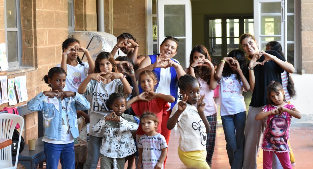 2024.10.the arrupe migrant centre welcomes displaced families